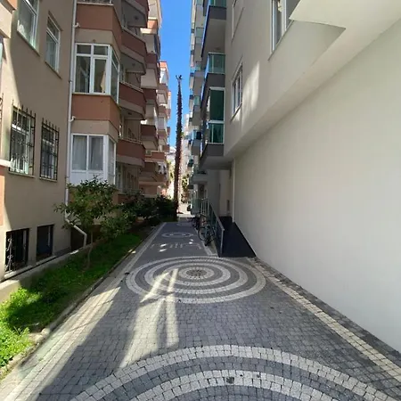 Mir Mahmutlar Rezidans Apartment *